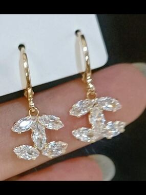 Gold and Clear Crystal Drop Earrings